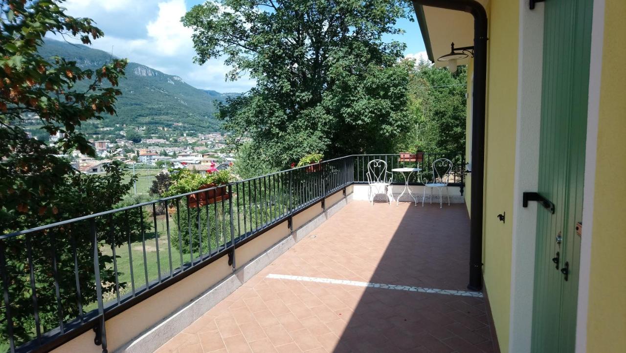 Il Ghiro Apartments Caprino Veronese Luaran gambar